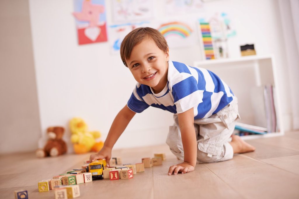 Therapie Kind, spielt